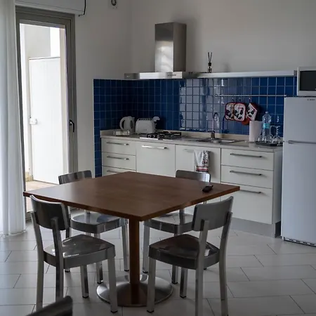 Hotel apartamentowy Sikelika Sul Mare 4*