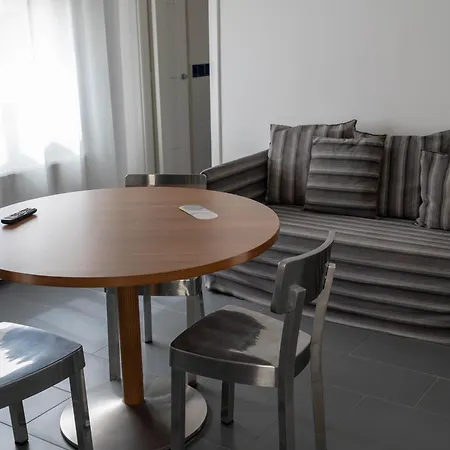 Sikelika Sul Mare Hotel apartamentowy