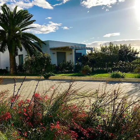 Sikelika Sul Mare Aparthotel