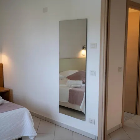Lägenhetshotell Sikelika Sul Mare 4*
